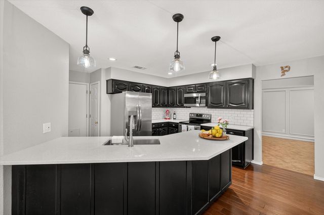 1406 Spyglass Drive, Mansfield, TX 76063