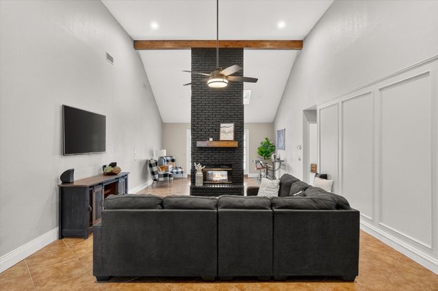 1406 Spyglass Drive, Mansfield, TX 76063