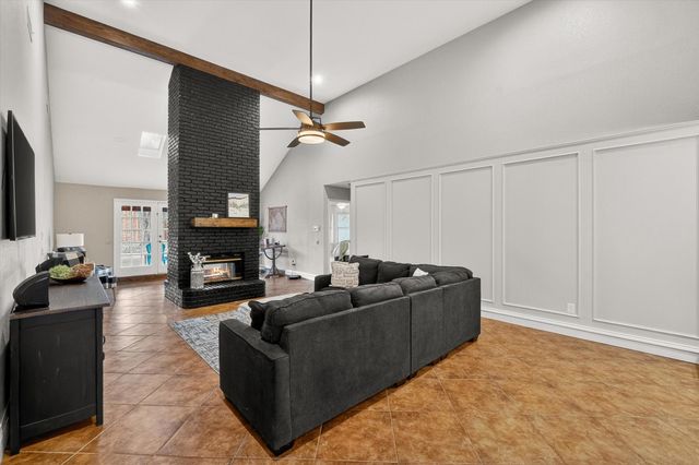 1406 Spyglass Drive, Mansfield, TX 76063