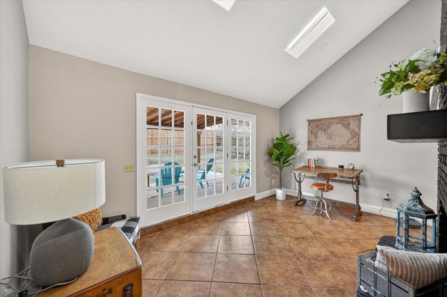 1406 Spyglass Drive, Mansfield, TX 76063