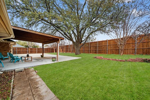 1406 Spyglass Drive, Mansfield, TX 76063