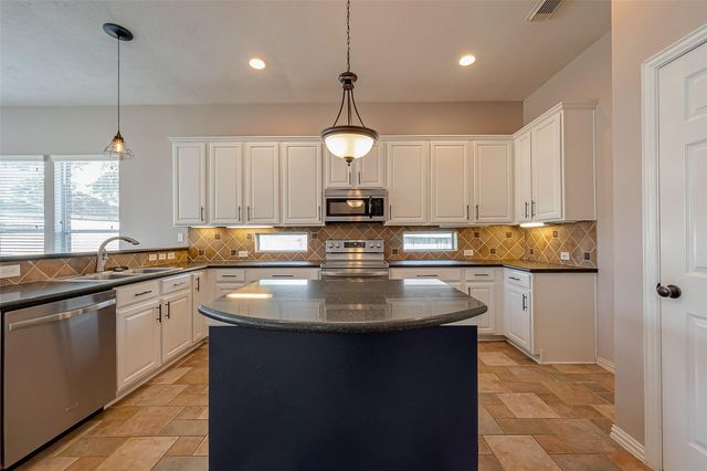 7214 Glenwick Court, Cypress, TX 77433