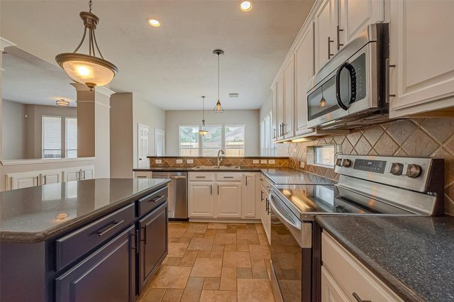 7214 Glenwick Court, Cypress, TX 77433