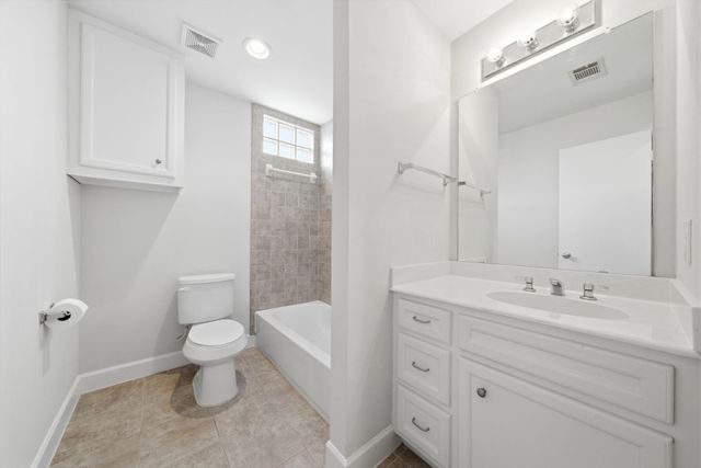 8710 Beverlyhill Street 302, Houston, TX 77063