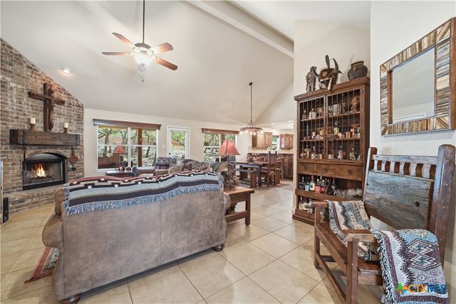 1777 Crossbow Drive, Canyon Lake, TX 78133