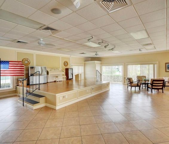 2811 SW 15th Street, Delray Beach, FL 33445
