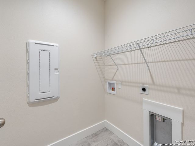 178 Lost Maples Way, Marion, TX 78124