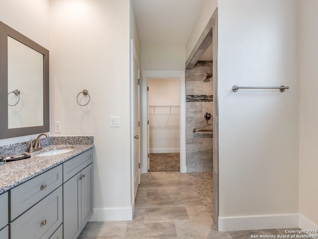 178 Lost Maples Way, Marion, TX 78124