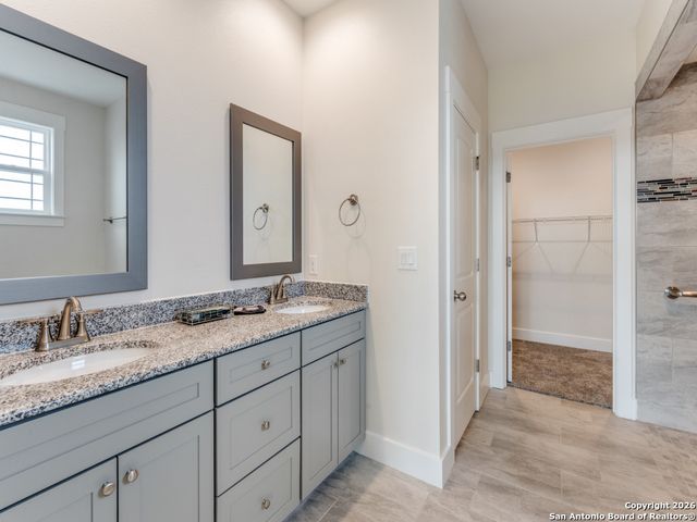 178 Lost Maples Way, Marion, TX 78124