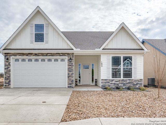 178 Lost Maples Way, Marion, TX 78124