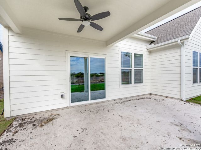 178 Lost Maples Way, Marion, TX 78124