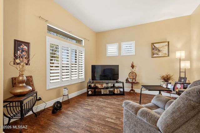 11597 N Meadow Sage Drive, Tucson, AZ 85737