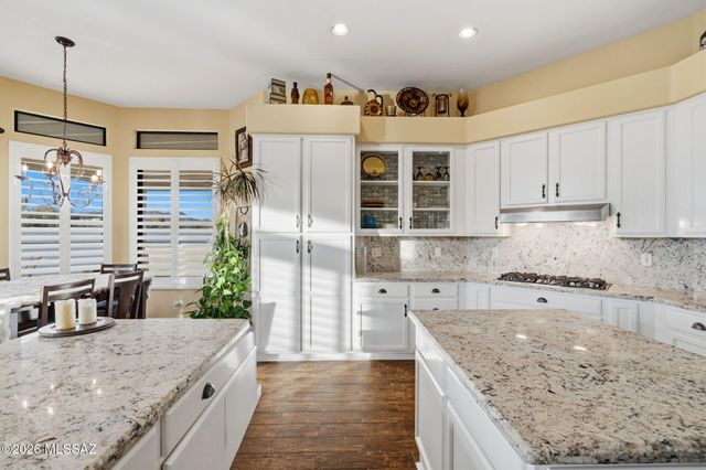 11597 N Meadow Sage Drive, Tucson, AZ 85737