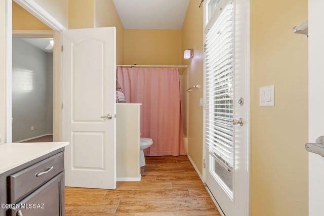 11597 N Meadow Sage Drive, Tucson, AZ 85737