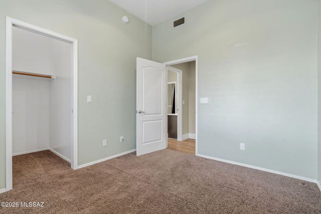 11597 N Meadow Sage Drive, Tucson, AZ 85737