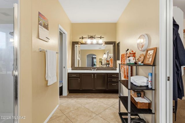 11597 N Meadow Sage Drive, Tucson, AZ 85737