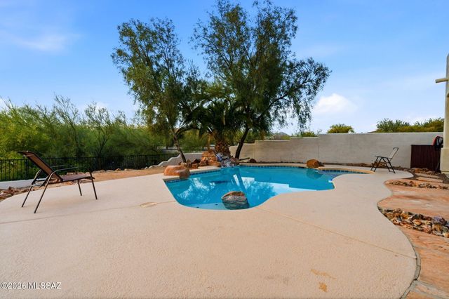 11597 N Meadow Sage Drive, Tucson, AZ 85737