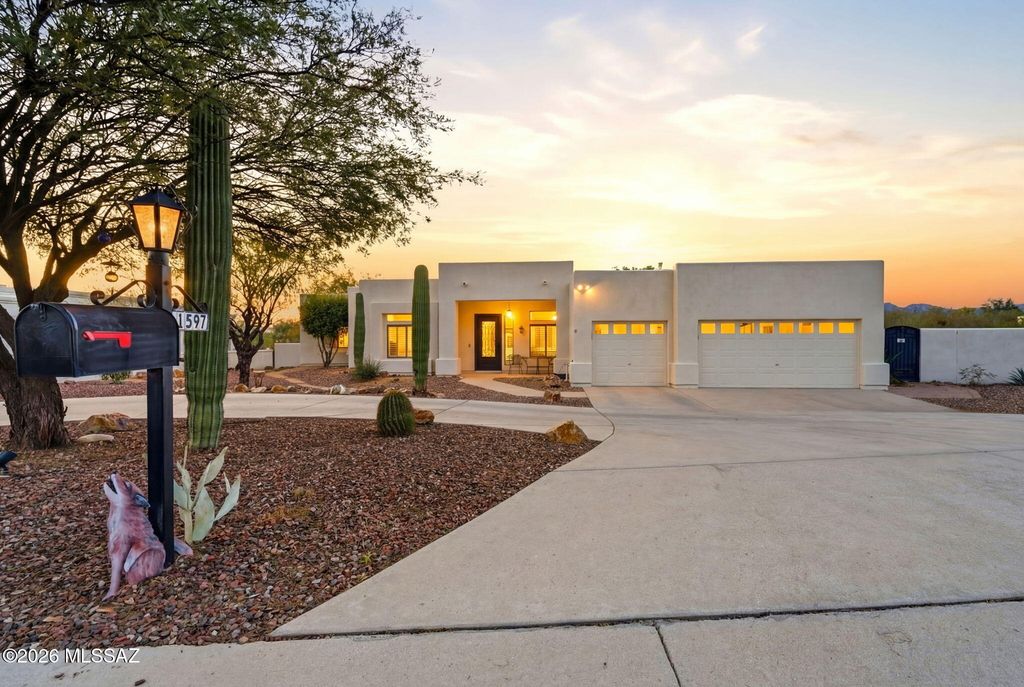11597 N Meadow Sage Drive, Tucson, AZ 85737