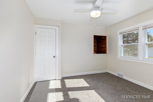 1720 Rondo Street SE, Kentwood, MI 49508