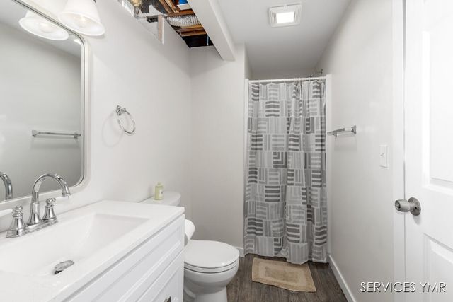 1720 Rondo Street SE, Kentwood, MI 49508