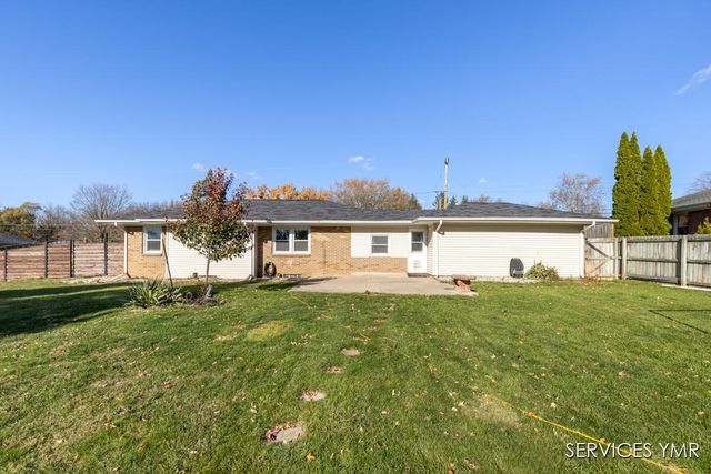 1720 Rondo Street SE, Kentwood, MI 49508