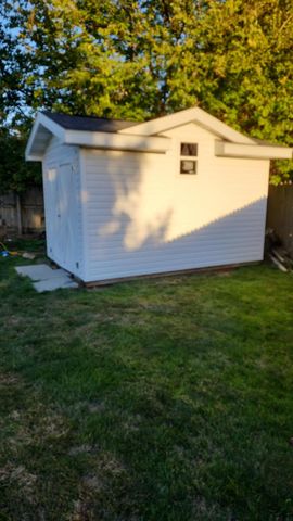 1720 Rondo Street SE, Kentwood, MI 49508