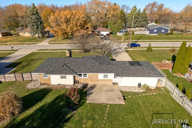 1720 Rondo Street SE, Kentwood, MI 49508