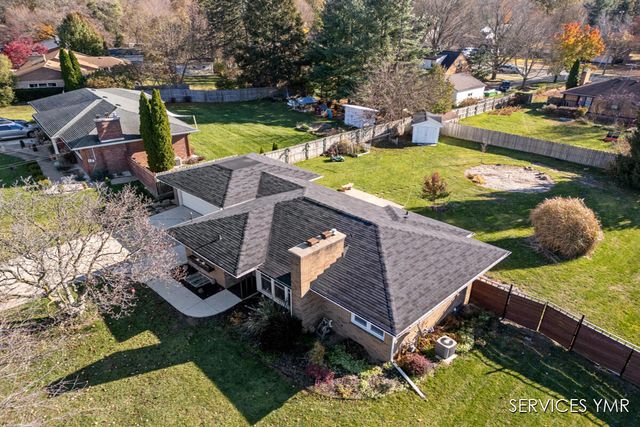 1720 Rondo Street SE, Kentwood, MI 49508