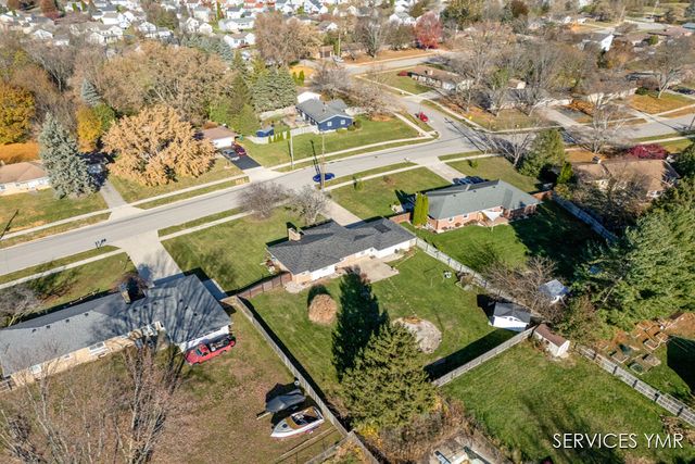 1720 Rondo Street SE, Kentwood, MI 49508