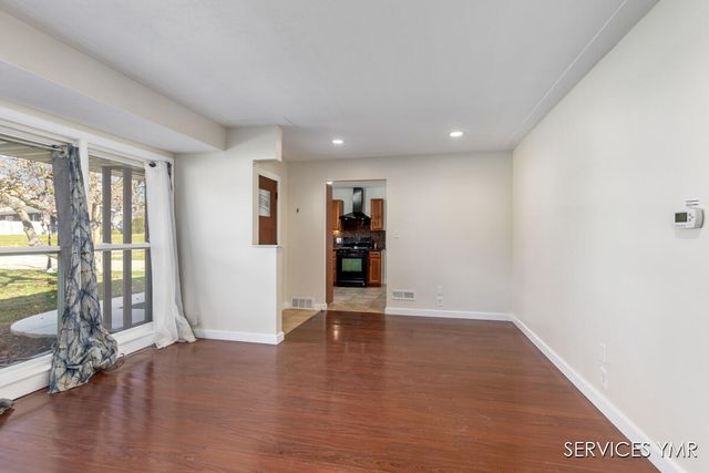 1720 Rondo Street SE, Kentwood, MI 49508