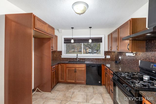 1720 Rondo Street SE, Kentwood, MI 49508