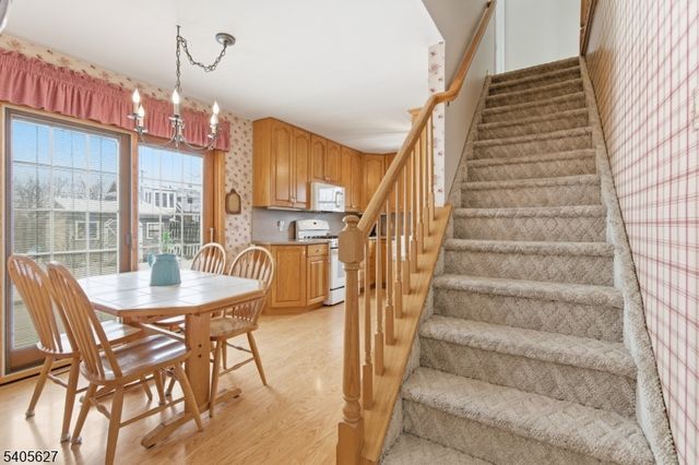 90 Coolidge Ave, Carteret Boro, NJ 07008