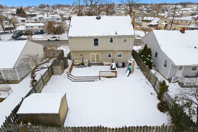 90 Coolidge Ave, Carteret Boro, NJ 07008