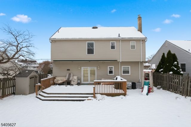 90 Coolidge Ave, Carteret Boro, NJ 07008