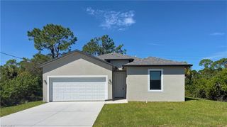 9020 Green CIR, Labelle, FL 33935