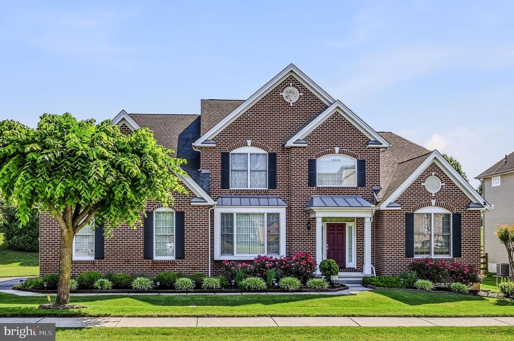 723 PARKMAN DR, Bear, DE 19701