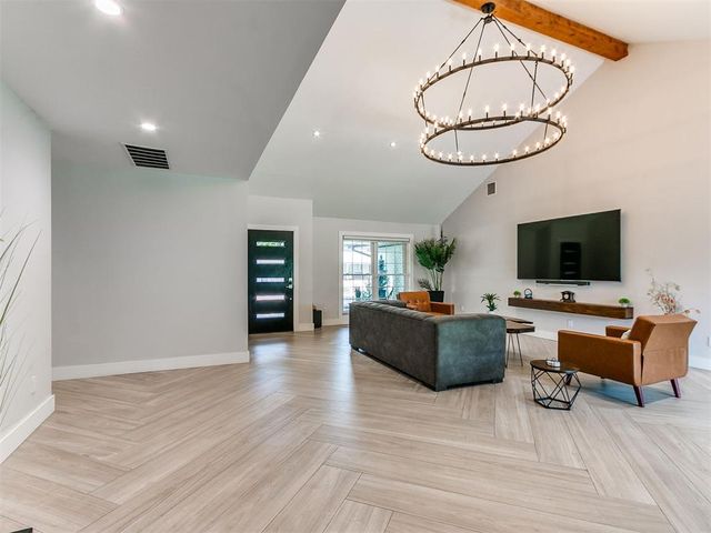 2621 NW 59th Street, Oklahoma City, OK 73112