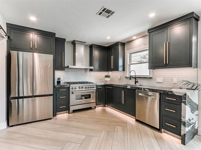 2621 NW 59th Street, Oklahoma City, OK 73112