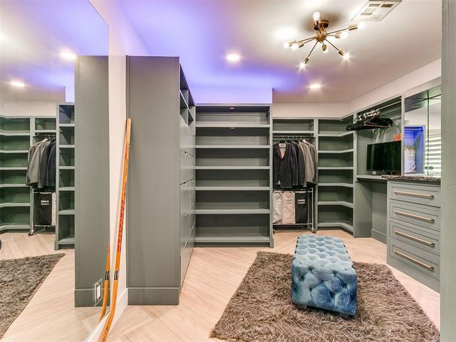 2621 NW 59th Street, Oklahoma City, OK 73112