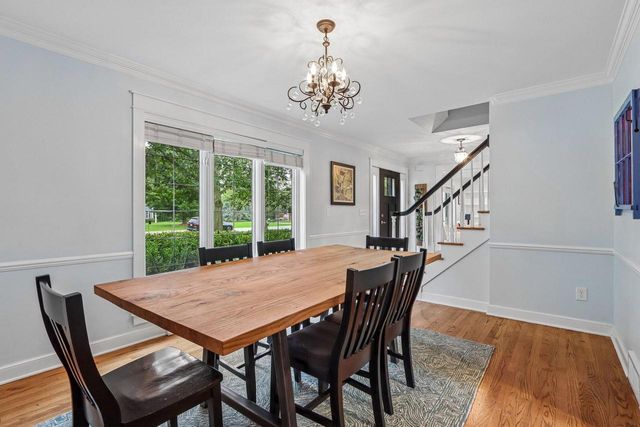 165 Hickory DRIVE, Delafield, WI 53018