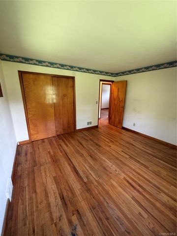 20 Hutchinson Road, Carmel, NY 10512