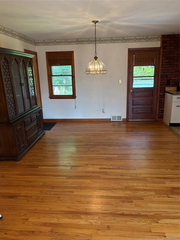 20 Hutchinson Road, Carmel, NY 10512