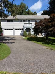 20 Hutchinson Road, Carmel, NY 10512