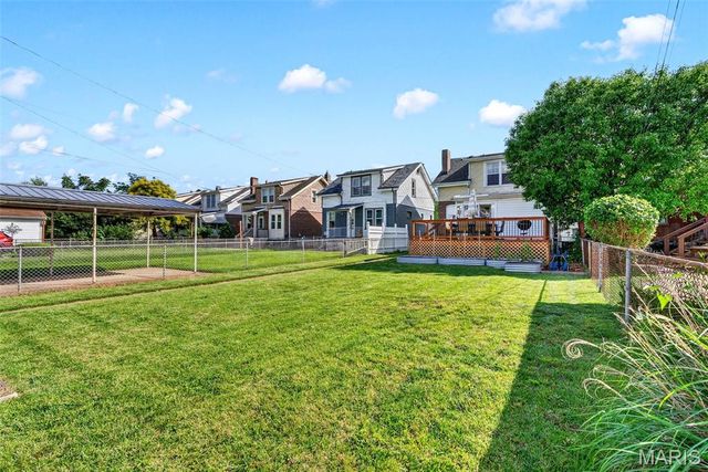 5325 Quincy Street, St Louis, MO 63109