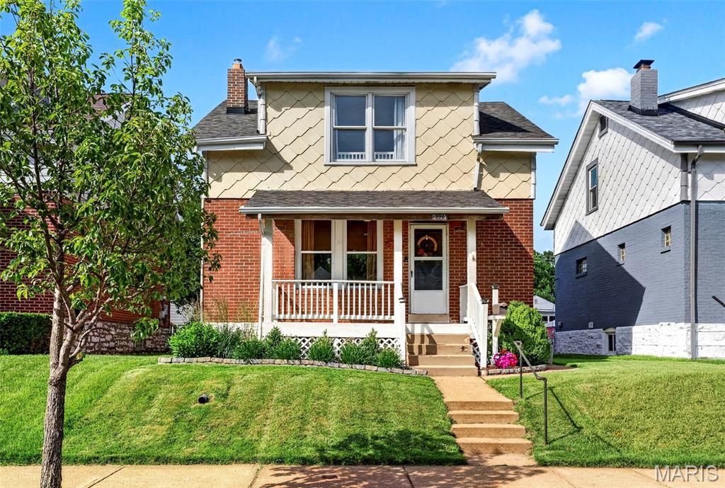 5325 Quincy Street, St Louis, MO 63109