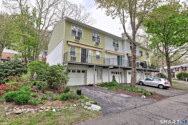 75 Hunter Court E75, Torrington, CT 06790