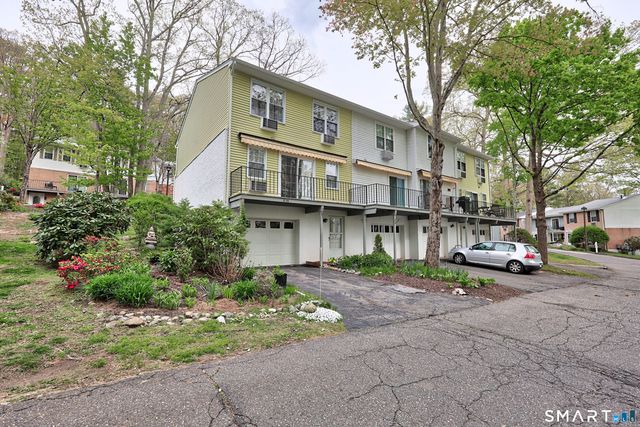 75 Hunter Court E75, Torrington, CT 06790
