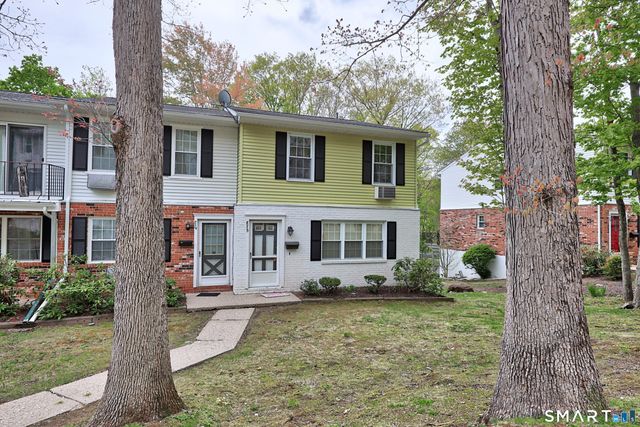 75 Hunter Court E75, Torrington, CT 06790