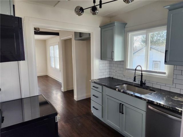 4412 N Jackson Avenue, Kansas City, MO 64117