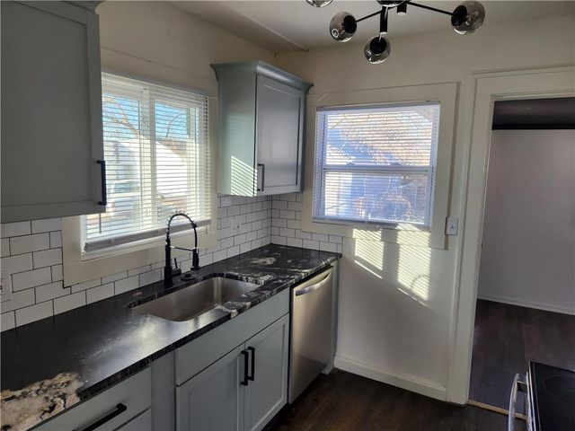 4412 N Jackson Avenue, Kansas City, MO 64117